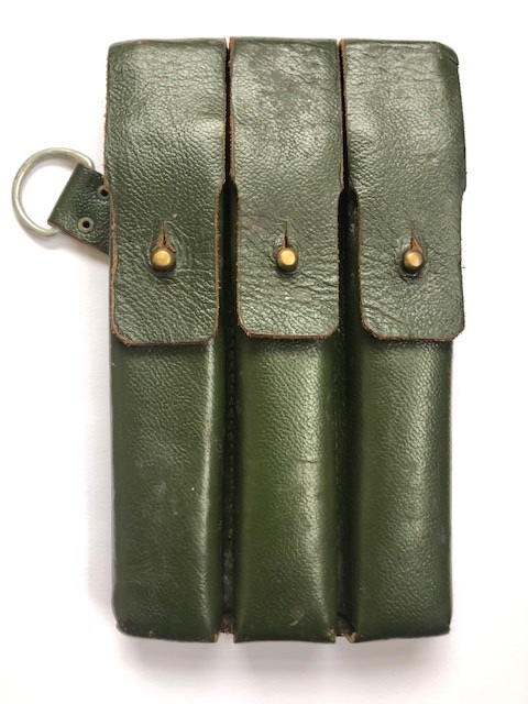 Norwegian MP40 pouch, 35 EUR or 40 USD